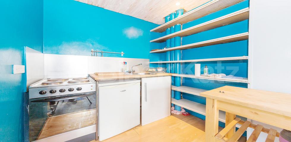 			1 Bedroom, 1 bath, 1 reception Flat			 Sinclair Road, Shepherds Bush